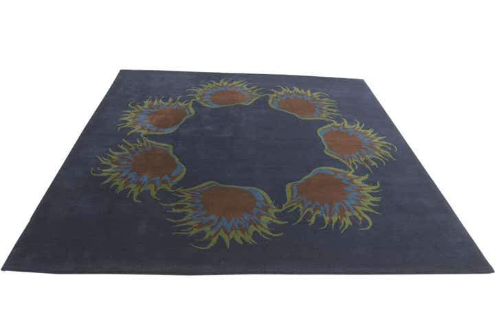 7' 6 x 7' 7 Luna Square Rug