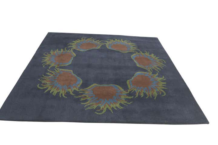 7' 6 x 7' 7 Luna Square Rug