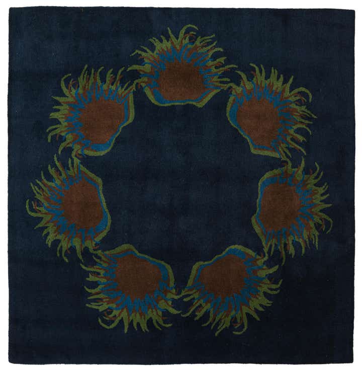 7' 6 x 7' 7 Luna Square Rug