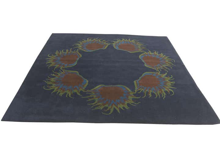 7' 5 x 7' 6 Luna Square Rug