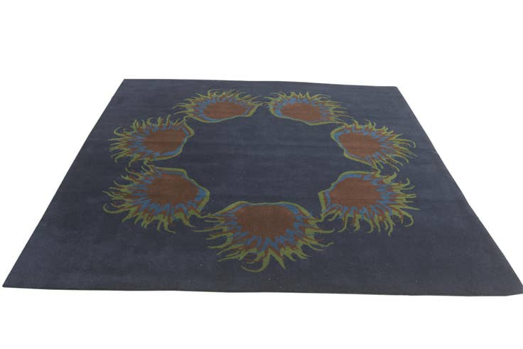 Detail image of 7' 5 x 7' 6 Luna Square Rug
