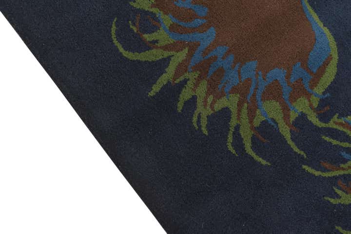 7' 5 x 7' 6 Luna Square Rug