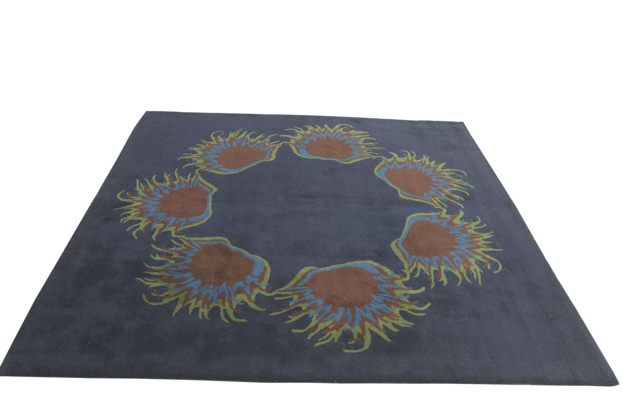 7' 7 x 7' 7 Luna Square Rug