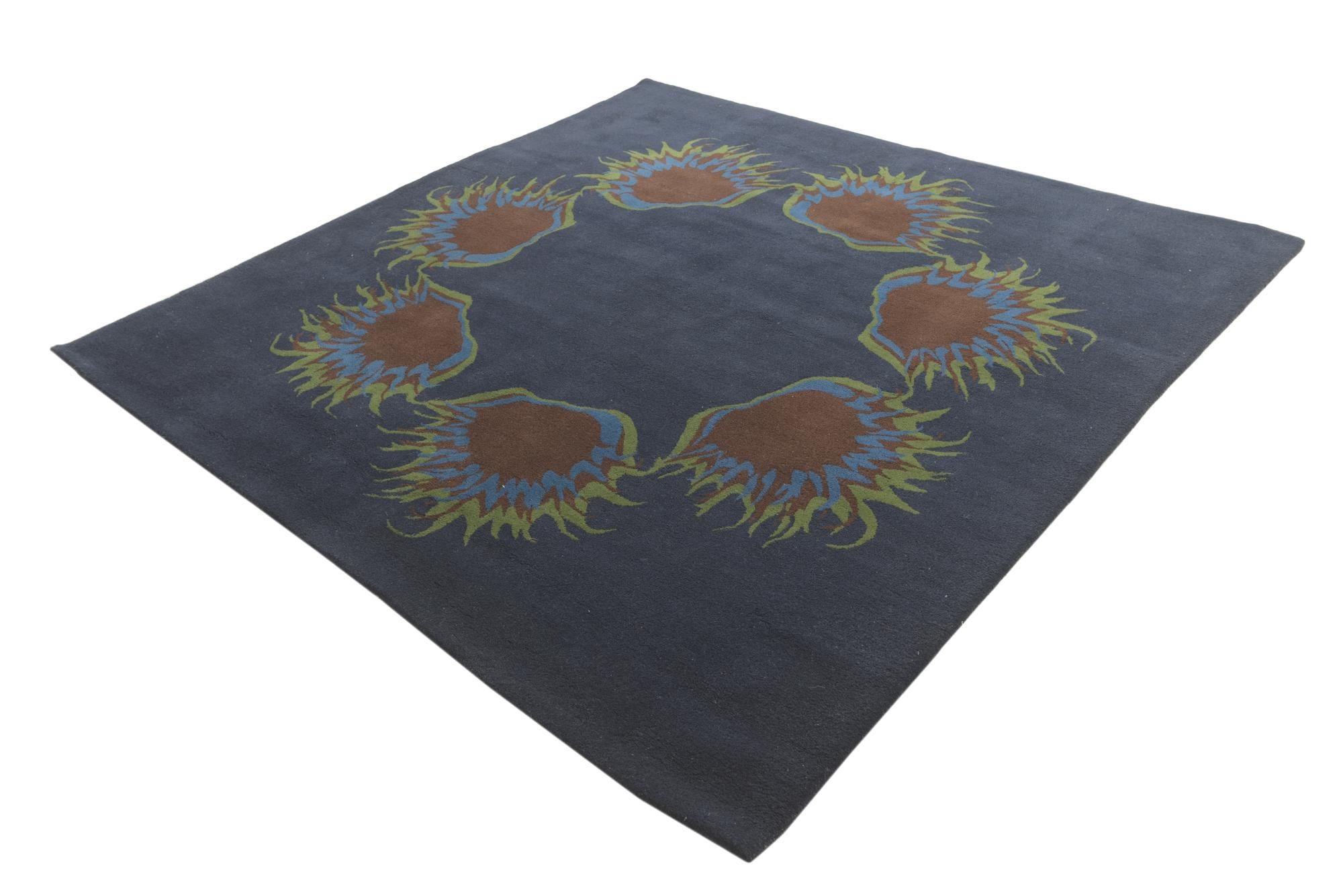 7' 5 x 7' 6 Luna Square Rug