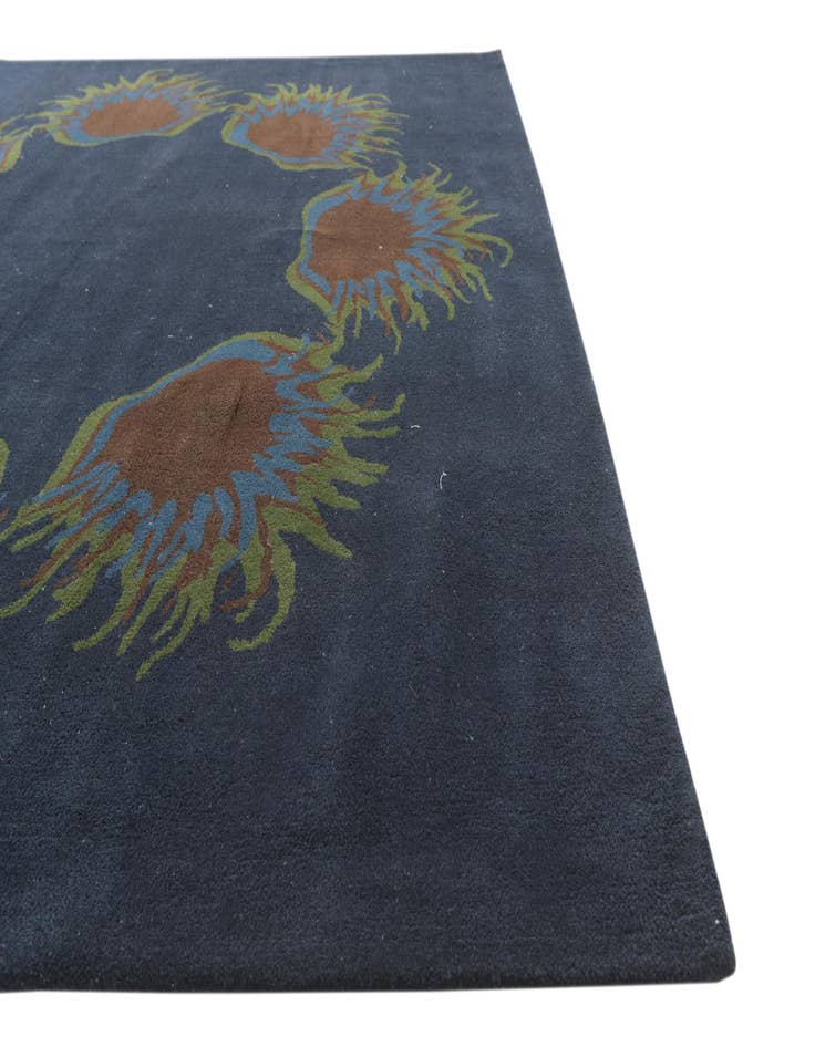 Detail image of 7' 7 x 7' 7 Luna Square Rug