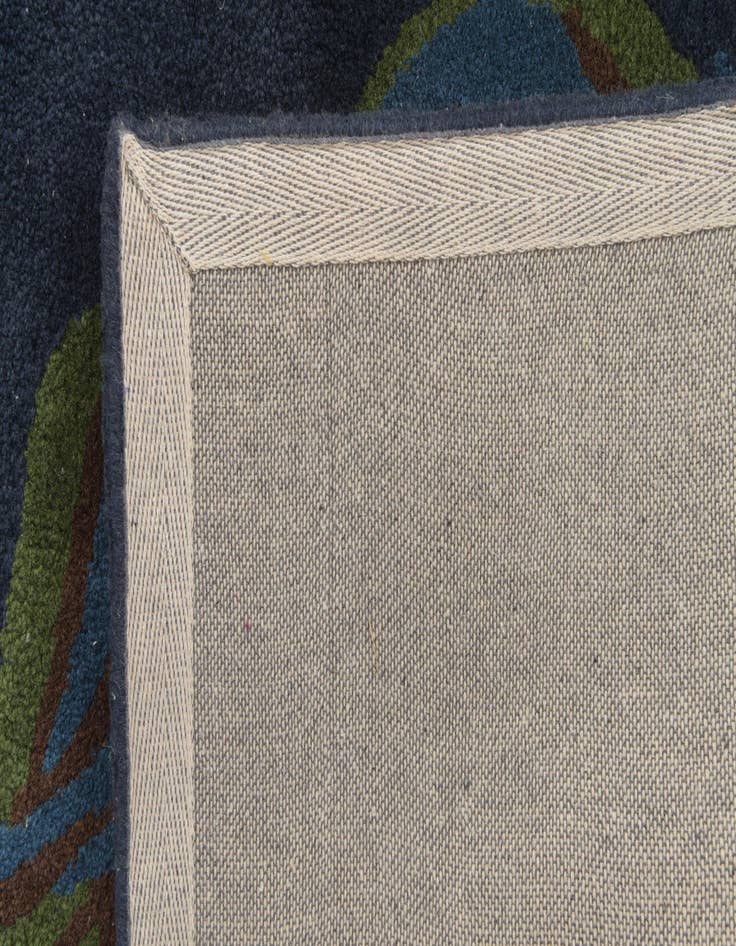 Detail image of 7' 7 x 7' 7 Luna Square Rug