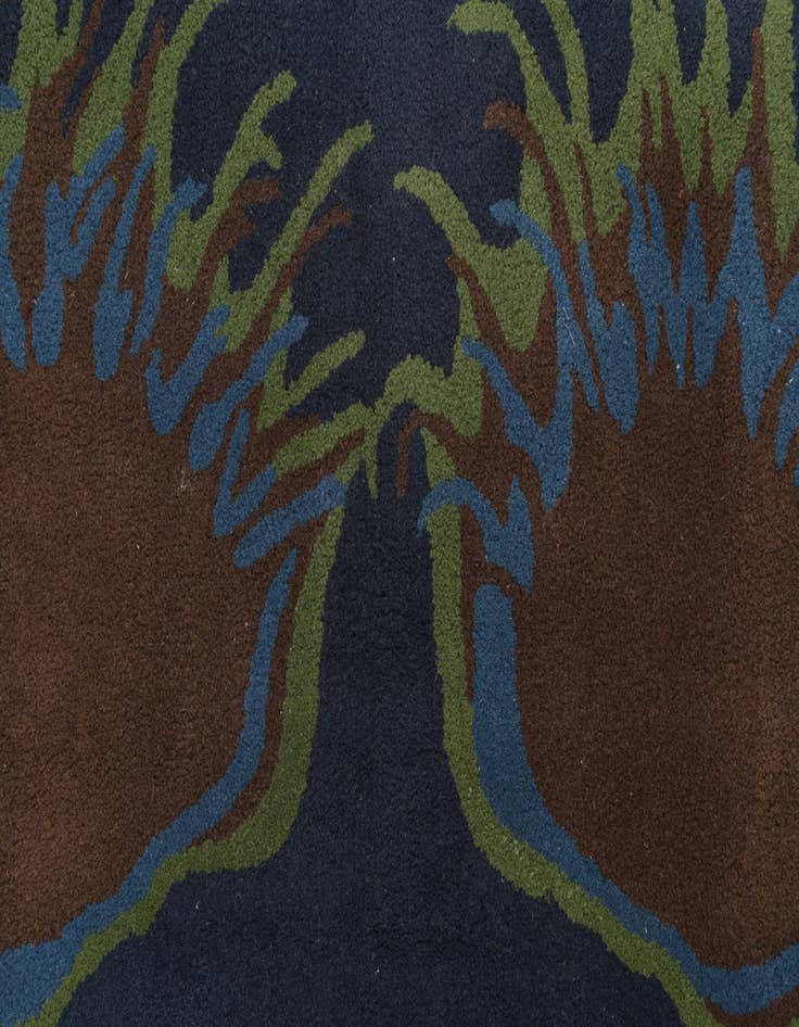 Detail image of 7' 6 x 7' 6 Luna Square Rug