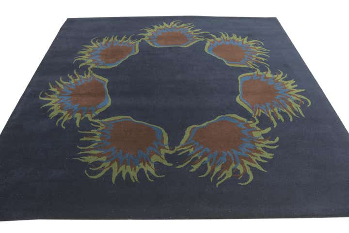 7' 6 x 7' 7 Luna Square Rug