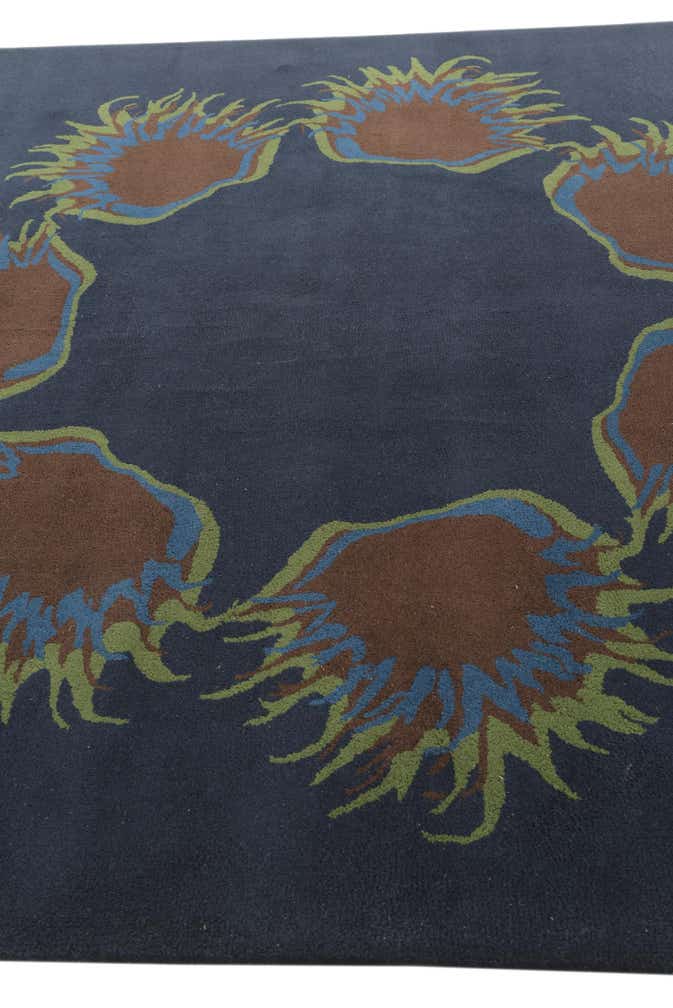 7' 6 x 7' 7 Luna Square Rug