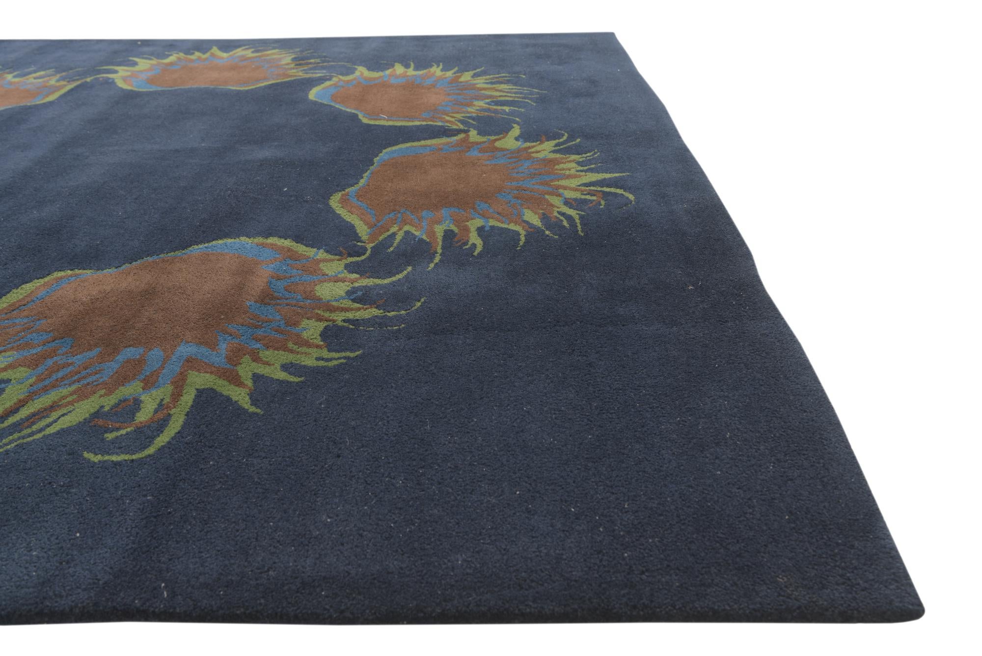 7' 7 x 7' 7 Luna Square Rug