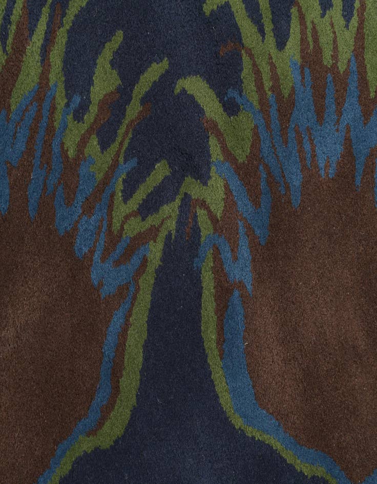 Detail image of 7' 5 x 7' 6 Luna Square Rug