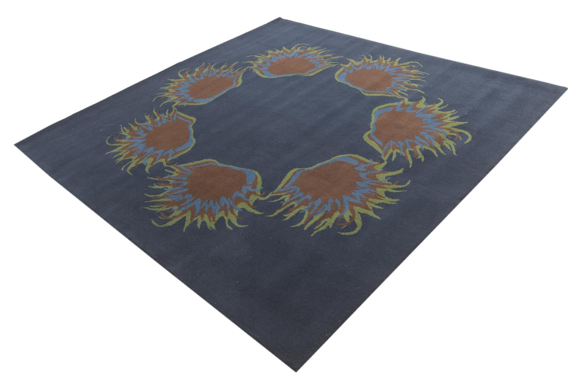 7' 5 x 7' 7 Luna Square Rug