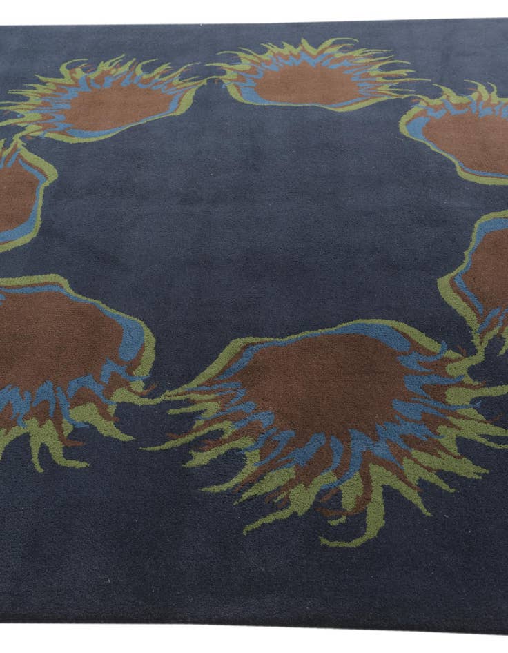Detail image of 7' 6 x 7' 7 Luna Square Rug
