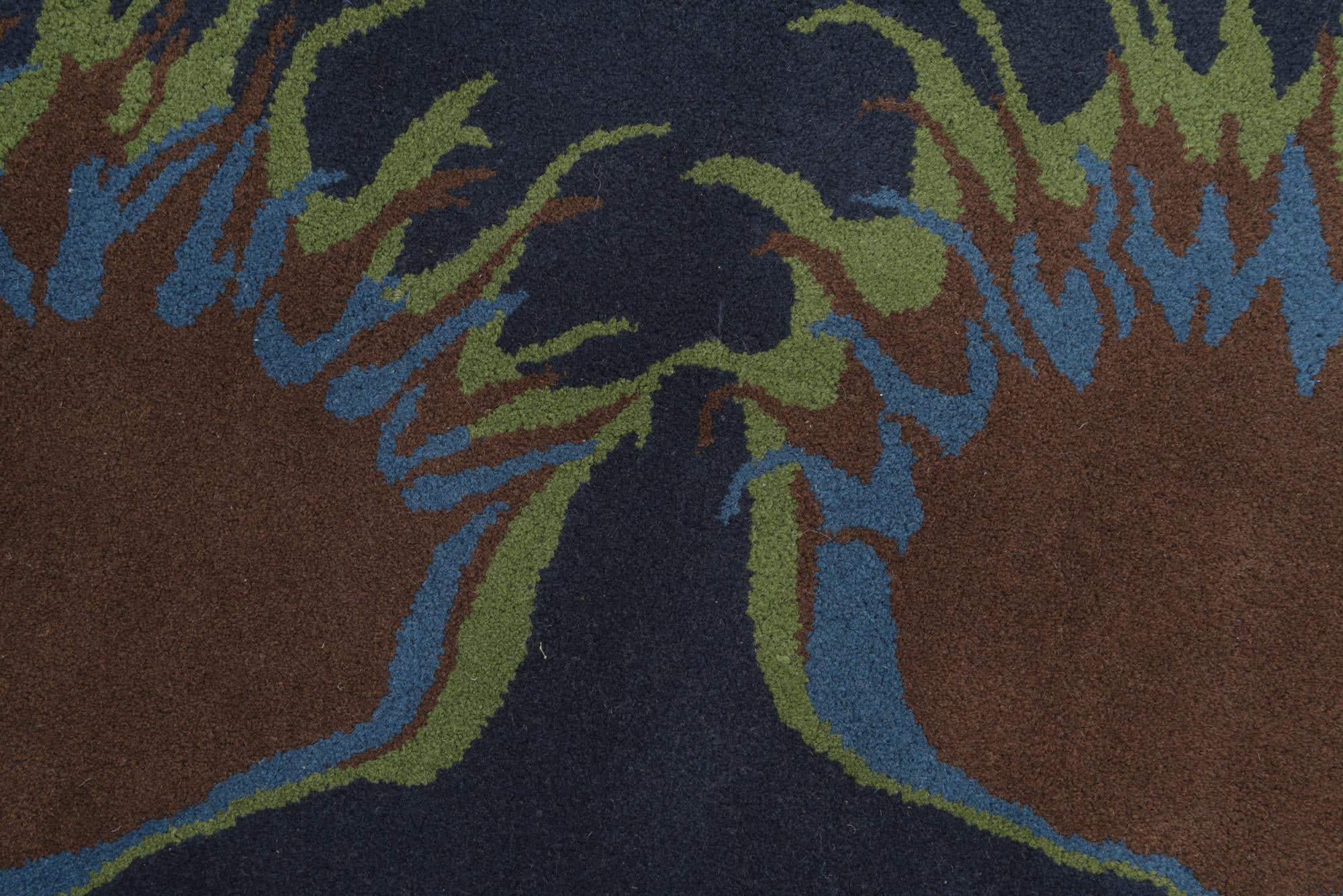 7' 6 x 7' 7 Luna Square Rug