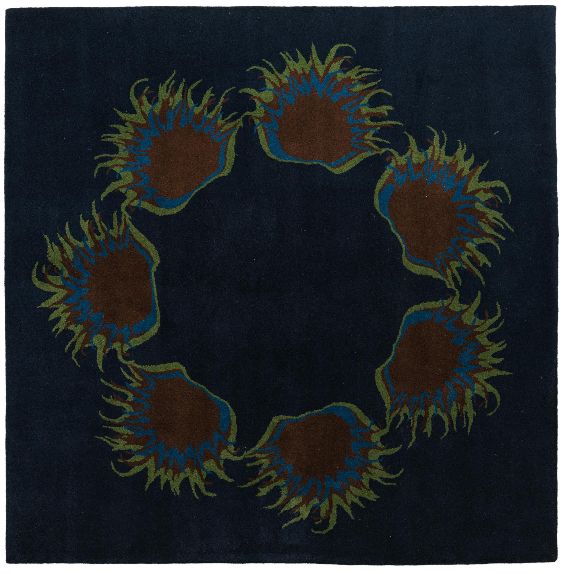 7' 6 x 7' 7 Luna Square Rug