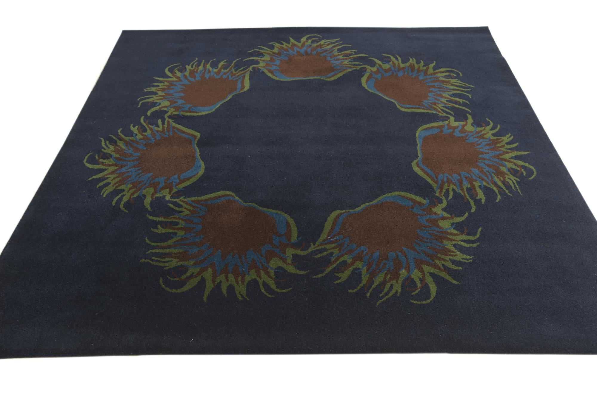 7' 6 x 7' 7 Luna Square Rug