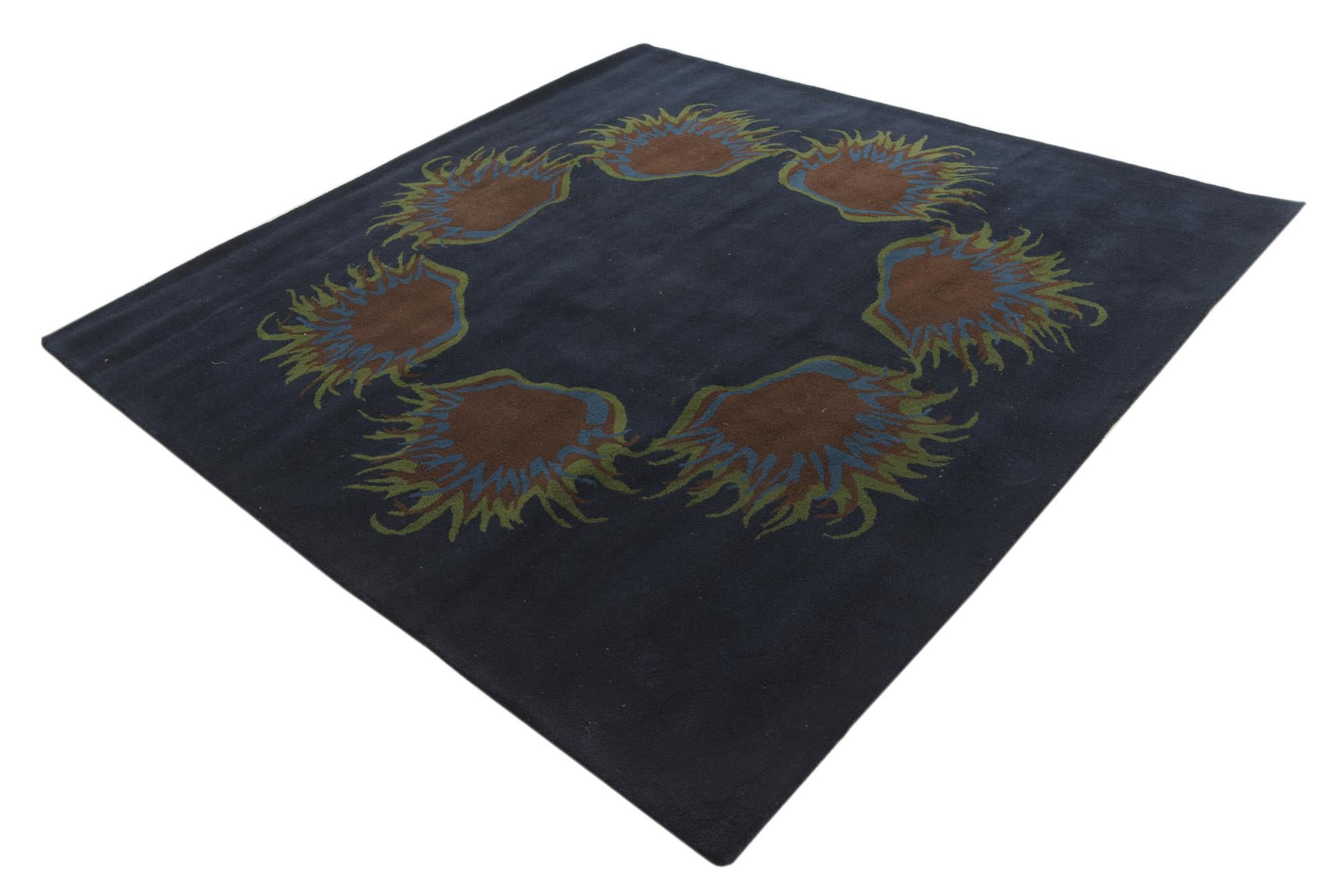 7' 5 x 7' 6 Luna Square Rug