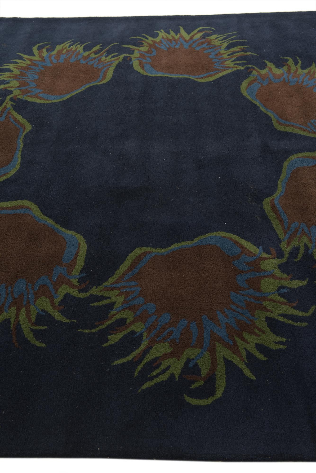 7' 5 x 7' 6 Luna Square Rug
