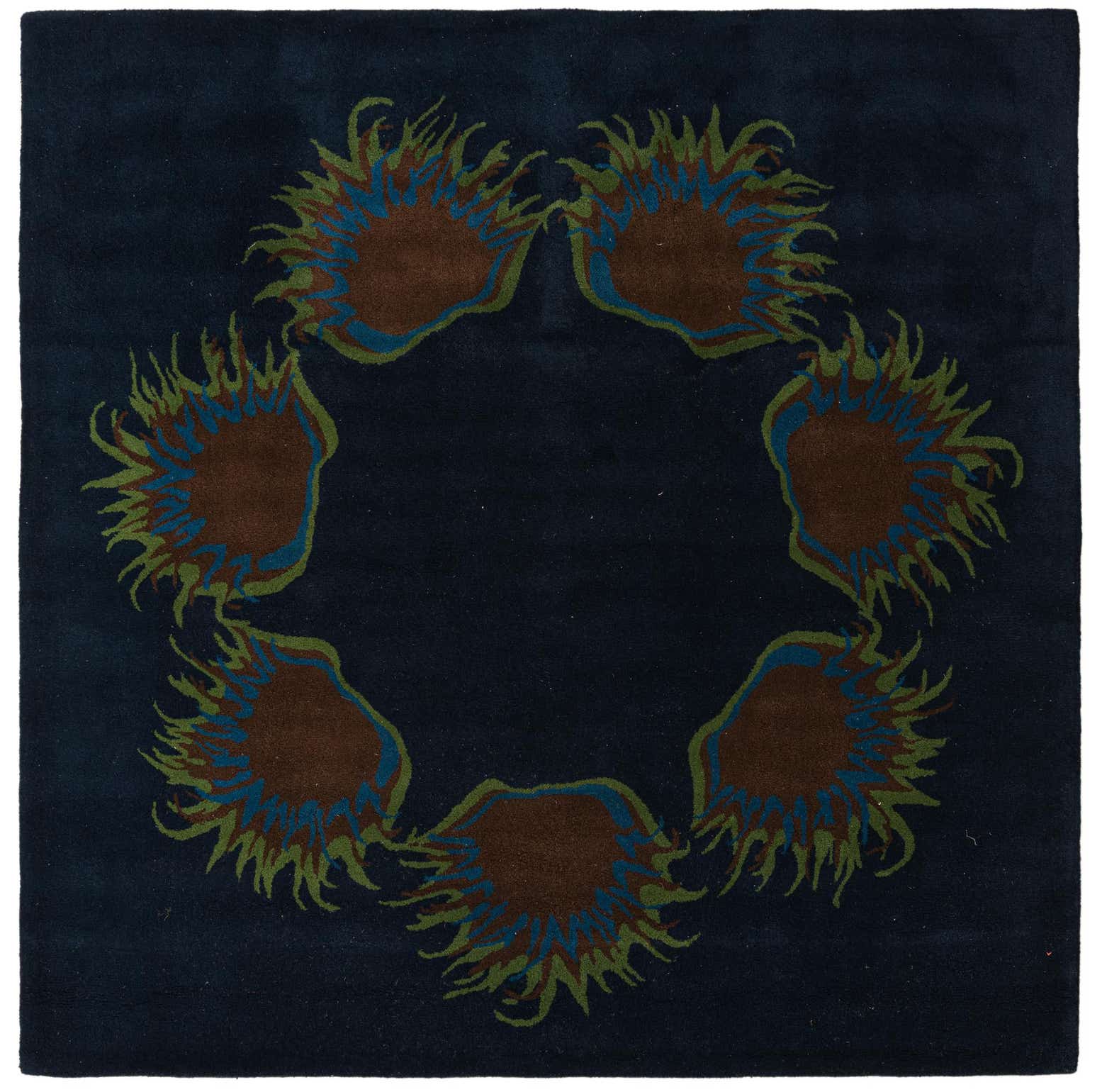 7' 5 x 7' 6 Luna Square Rug