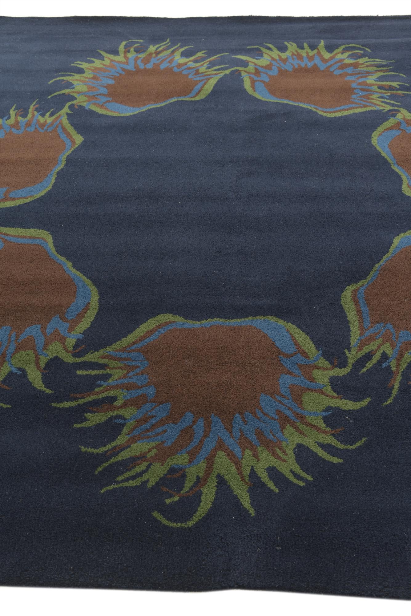 7' 6 x 7' 7 Luna Square Rug