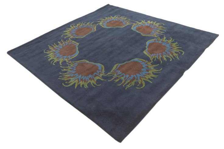 Detail image of 7' 6 x 7' 7 Luna Square Rug