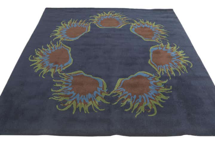 7' 6 x 7' 7 Luna Square Rug