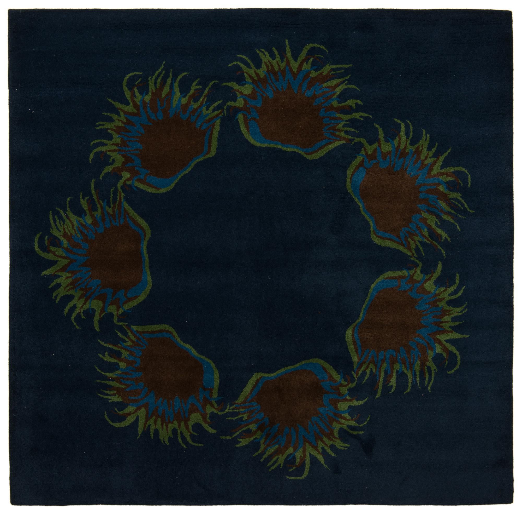 7' 6 x 7' 7 Luna Square Rug