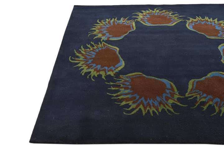 7' 7 x 7' 7 Luna Square Rug