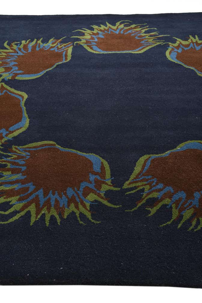7' 7 x 7' 7 Luna Square Rug