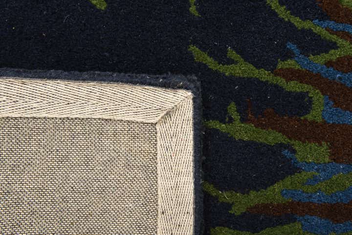 7' 7 x 7' 7 Luna Square Rug
