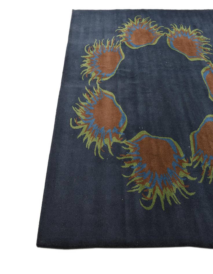 Detail image of 7' 6 x 7' 7 Luna Square Rug