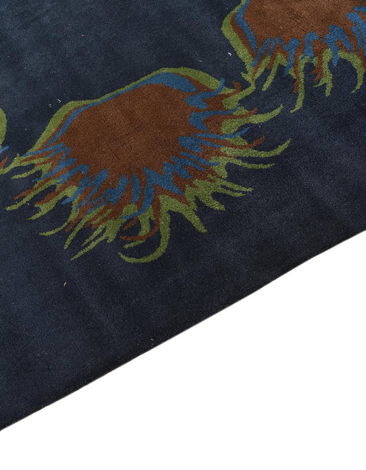 Detail image of 7' 6 x 7' 7 Luna Square Rug