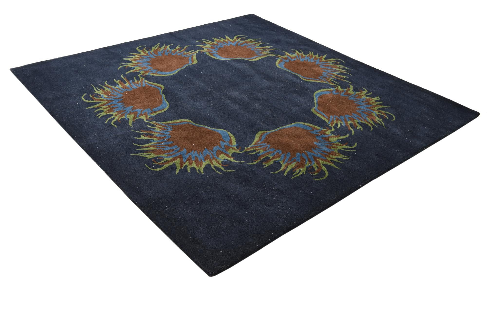 7' 5 x 7' 7 Luna Square Rug