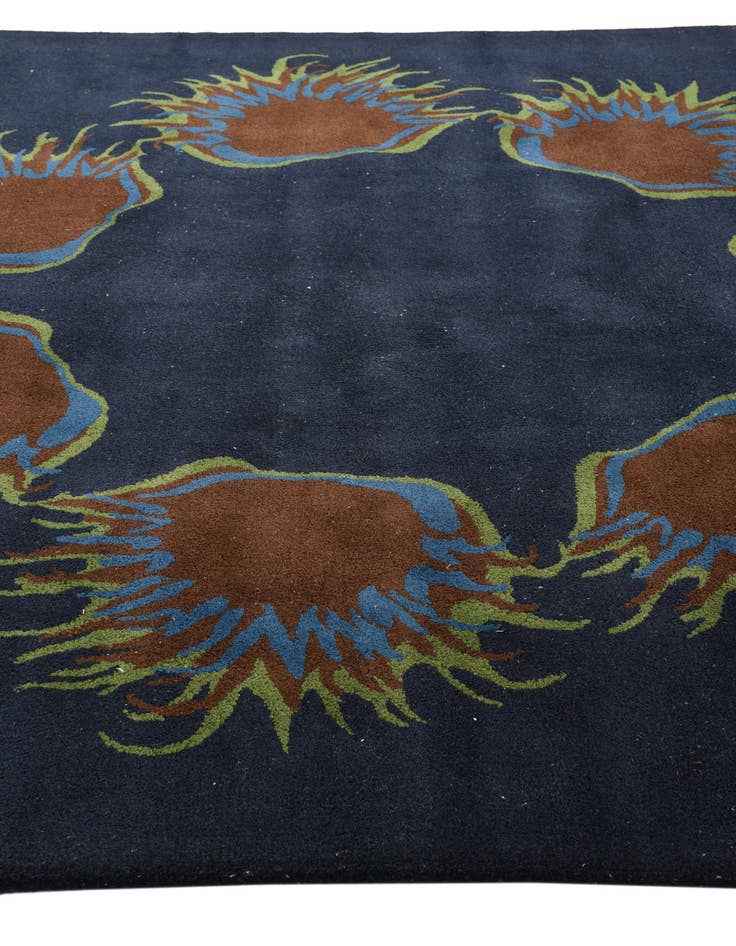 Detail image of 7' 5 x 7' 7 Luna Square Rug