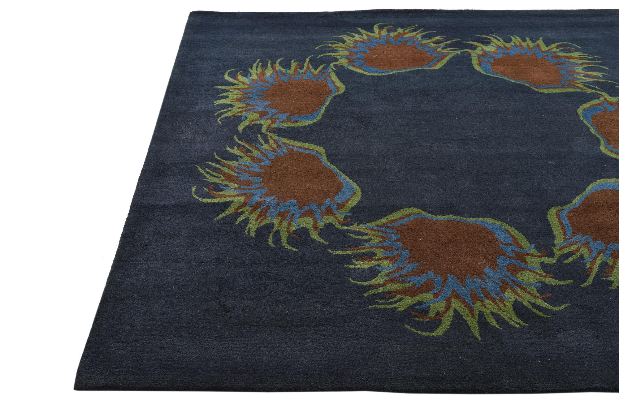 7' 7 x 7' 7 Luna Square Rug