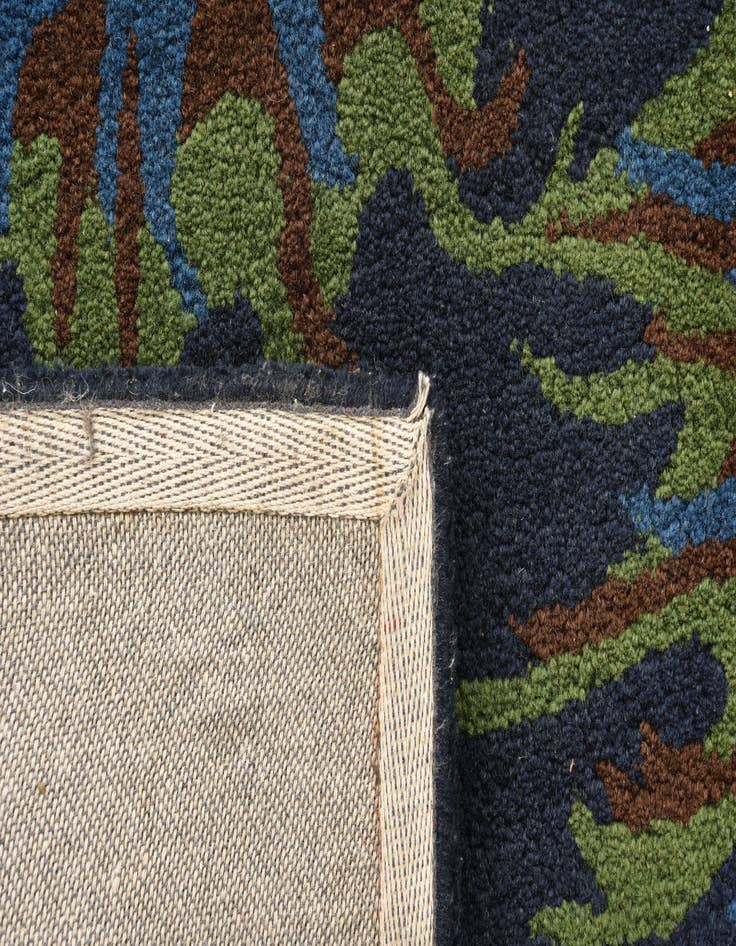 Detail image of 7' 7 x 7' 7 Luna Square Rug