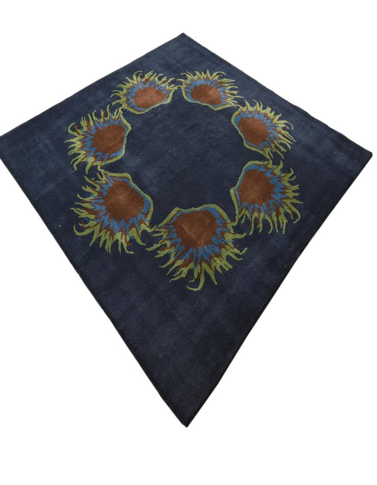 Detail image of 7' 6 x 7' 6 Luna Square Rug