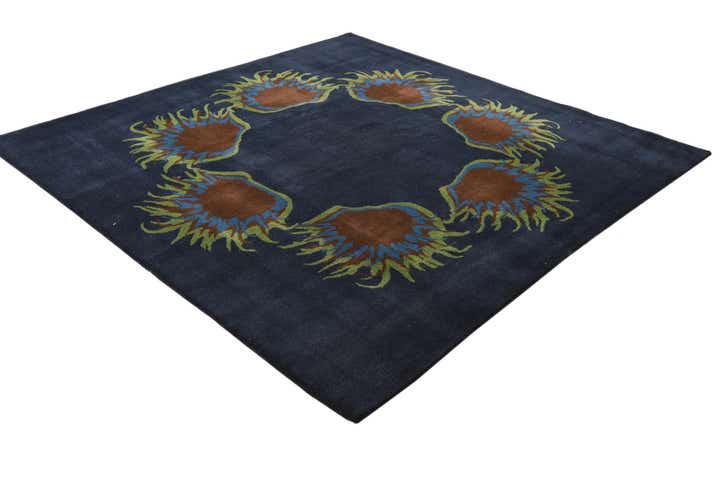 7' 6 x 7' 6 Luna Square Rug