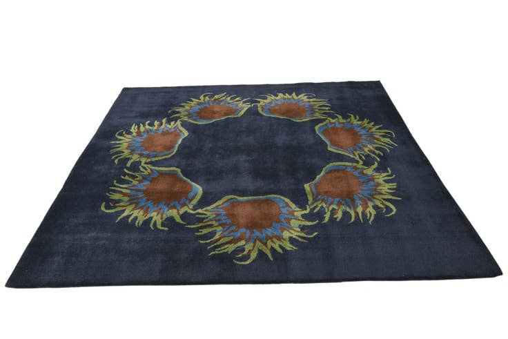 Detail image of 7' 6 x 7' 6 Luna Square Rug