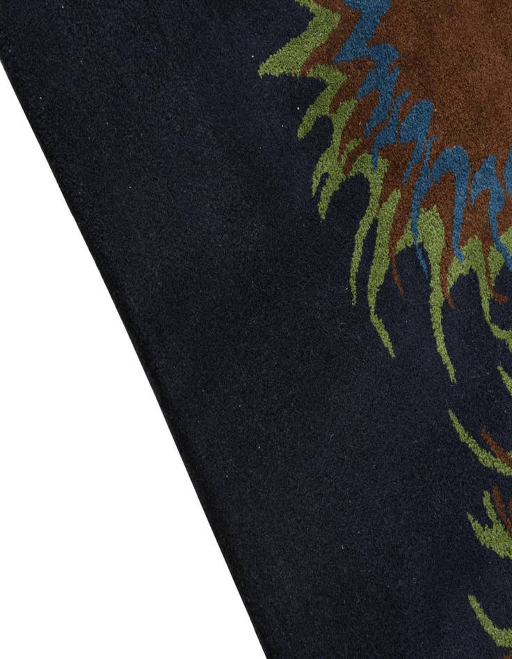 Detail image of 7' 6 x 7' 7 Luna Square Rug