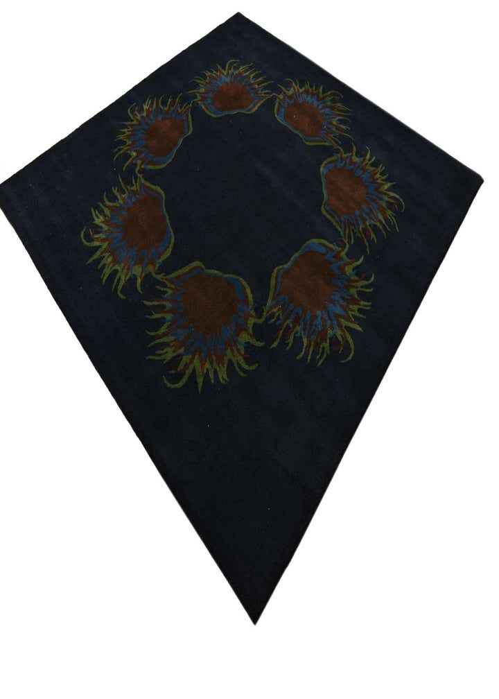 7' 7 x 7' 7 Luna Square Rug