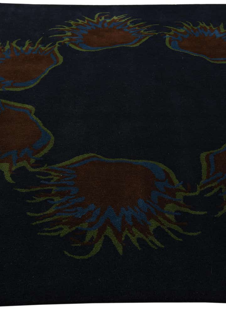 7' 7 x 7' 7 Luna Square Rug