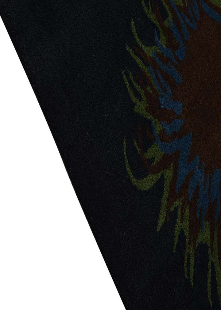 7' 7 x 7' 7 Luna Square Rug
