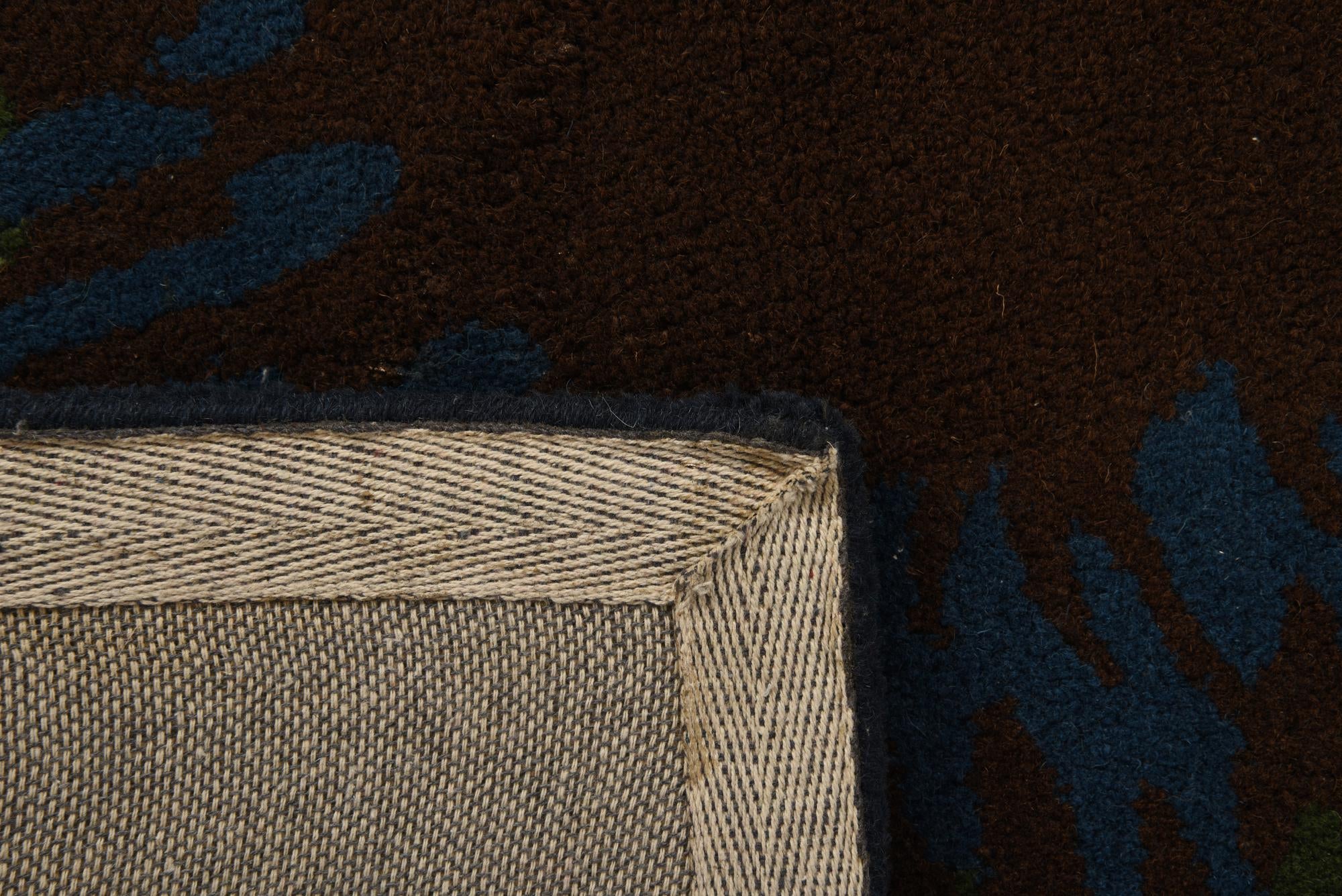 7' 7 x 7' 7 Luna Square Rug