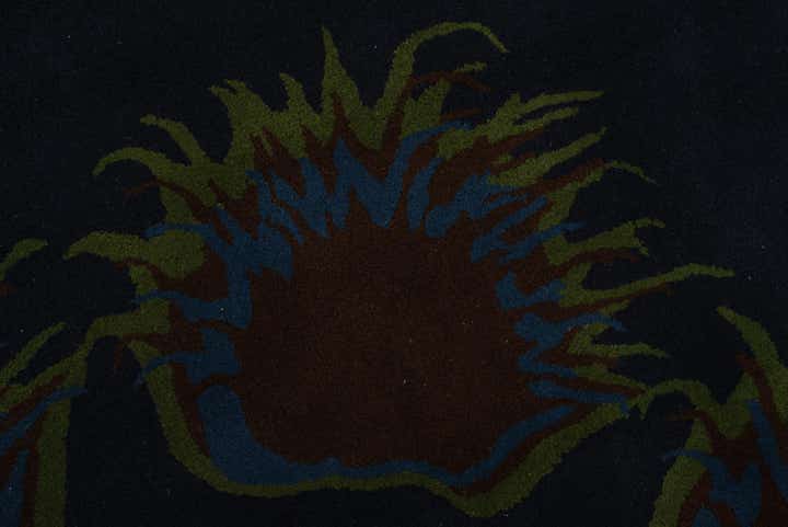 7' 7 x 7' 7 Luna Square Rug