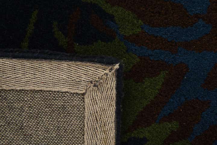 7' 7 x 7' 7 Luna Square Rug