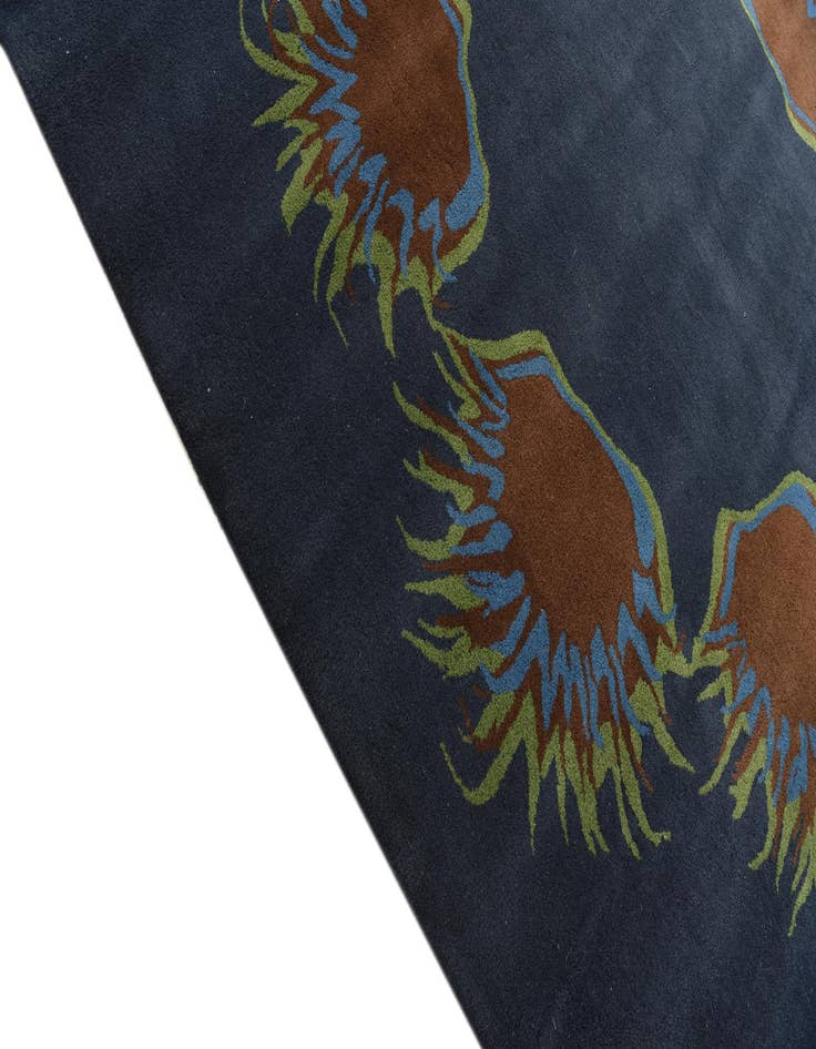 Detail image of 7' 5 x 7' 6 Luna Square Rug