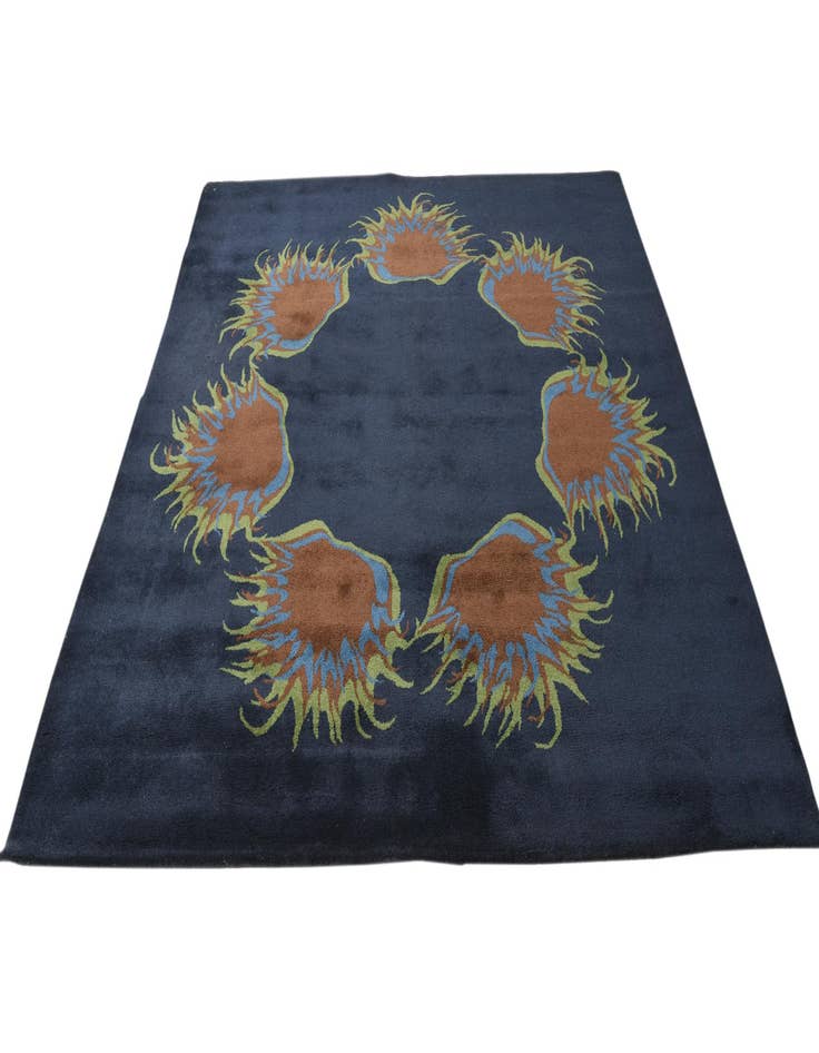 Detail image of 7' 5 x 7' 5 Luna Square Rug