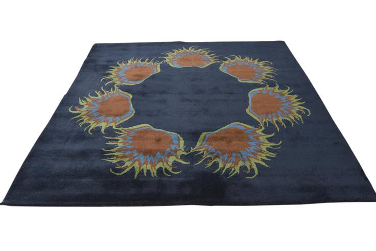 Detail image of 7' 5 x 7' 5 Luna Square Rug