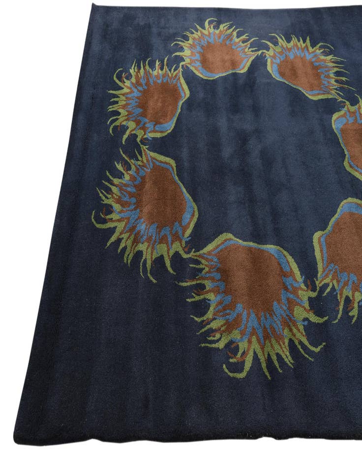 Detail image of 7' 5 x 7' 5 Luna Square Rug